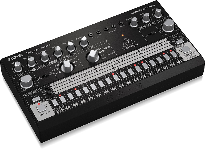 Фото Аналоговая драм-машина BEHRINGER RD-6-BK