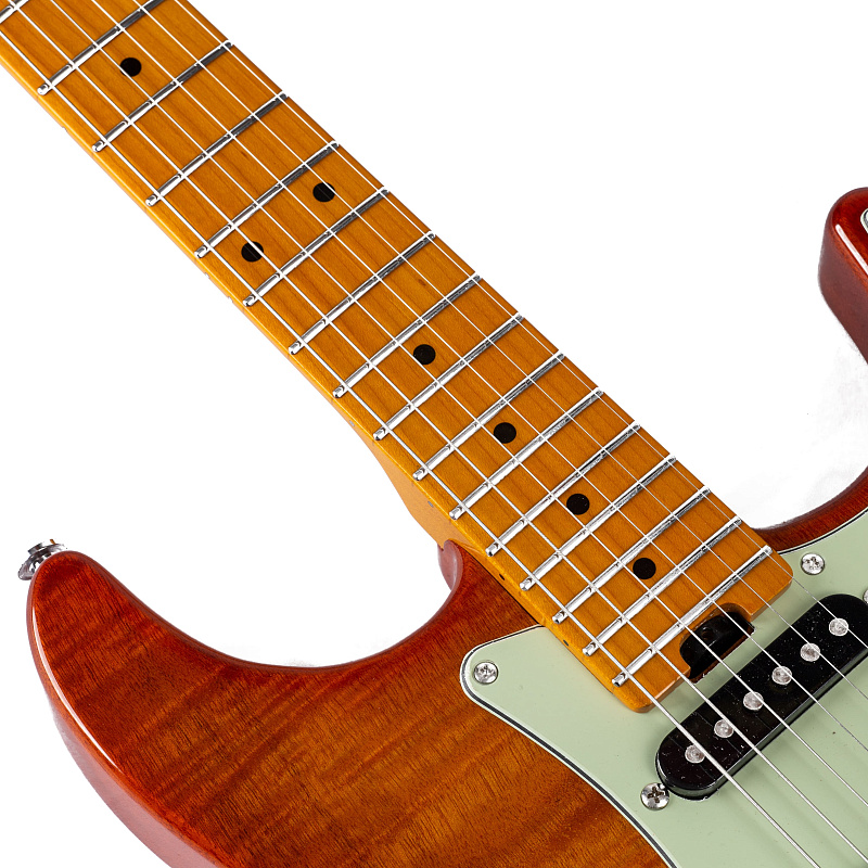 Фото Электрогитара EART NK-C3 Trans Cherryburst