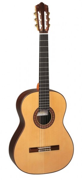 PEREZ 711 Spruce Классическая гитара в магазине Music-Hummer