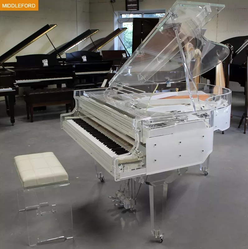 Дизайнерский прозрачный рояль Middleford GP-168A в магазине Music-Hummer