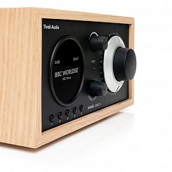 Радиоприемник с часами Tivoli Model One+ Oak/Black