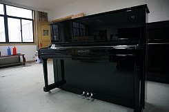 Пианино Middleford UP-121E