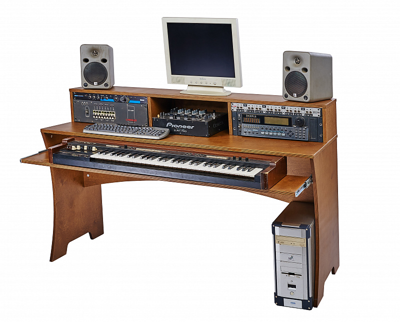 Стол студии звукозаписи muz s-4 в магазине Music-Hummer
