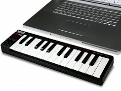 MIDI клавиатура AKAI PRO LPK25