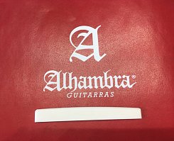 Порожек нижний для классической гитары Alhambra 9.658